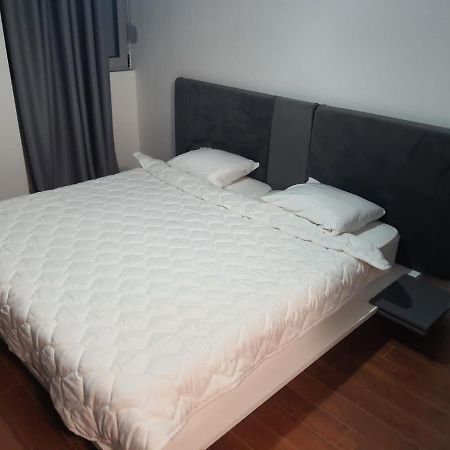 Modern Apartment Korca 3 外观 照片