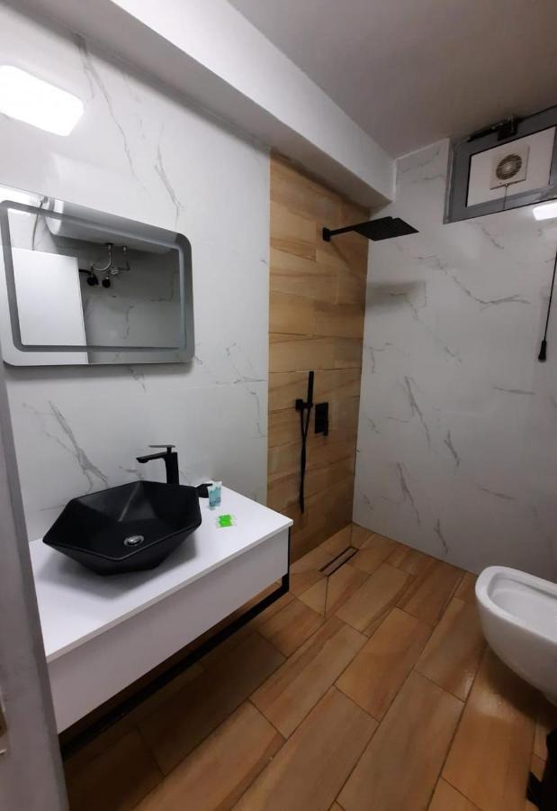Modern Apartment Korca 3 外观 照片